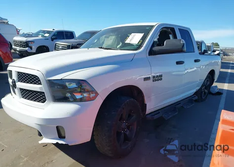 2017 Ram 1500 Express 4X4 6'4 Box z USA, uszkodzony, nr VIN 1C6RR7FT0HS674664